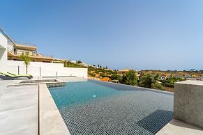 Villa das Amendoeiras