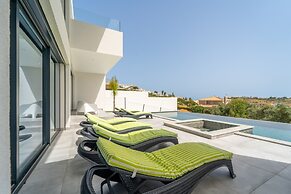 Villa das Amendoeiras