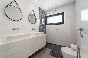 Villa das Amendoeiras