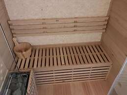 Happy Land Holliday Residential