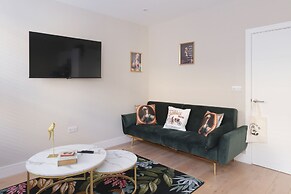 Dream Stays Bath - John Street