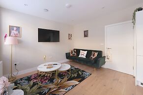 Dream Stays Bath - John Street