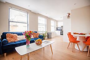 Dream Stays Bath - John Street