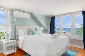 The Cove at Rockport Hotel