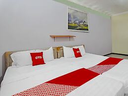 OYO Life 91957 Hotel Roda Mas 2