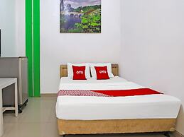 OYO Life 91957 Hotel Roda Mas 2