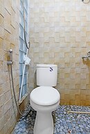 OYO Life 91957 Hotel Roda Mas 2