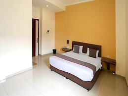 Super OYO Collection O 92130 Hotel Fiducia Kaji