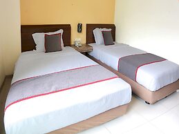 Super OYO Collection O 92130 Hotel Fiducia Kaji