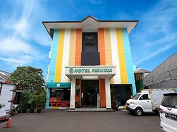 Super OYO Collection O 92130 Hotel Fiducia Kaji