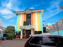 Super OYO Collection O 92130 Hotel Fiducia Kaji