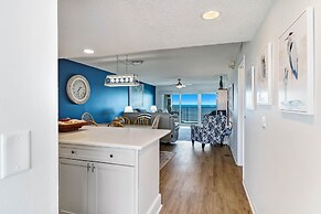 C5 Amelia South 2 Bedroom Condo by RedAwning