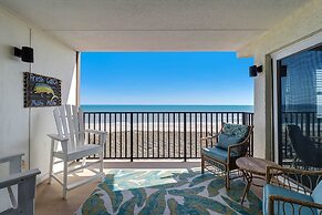 C5 Amelia South 2 Bedroom Condo by RedAwning