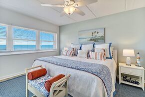 C5 Amelia South 2 Bedroom Condo by RedAwning