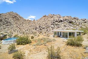 House Of Intellect - Hot Tub, Pool Fire Pit And Views! 1 Bedroom Home 