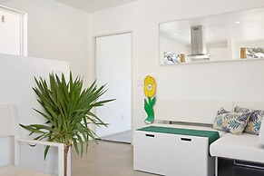 House Of Intellect - Hot Tub, Pool Fire Pit And Views! 1 Bedroom Home 