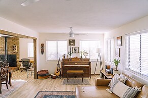 Pickle Ranch - Desert Paradise With Hot Tub, Fire Pit & Bbq 2 Bedroom 