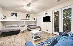 Villa De Palmas 5 Bedroom Home by RedAwning