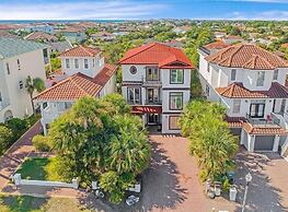 Villa De Palmas 5 Bedroom Home by RedAwning