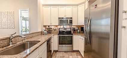 Villa De Palmas 5 Bedroom Home by RedAwning