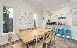 Villa De Palmas 5 Bedroom Home by RedAwning