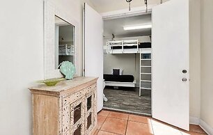 Villa De Palmas 5 Bedroom Home by RedAwning