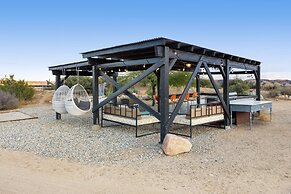 Jackalope Junction-pool, Hot Tub, Fire Pit, Bbq & Desert Views! 2 Bedr