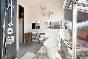 Jackalope Junction-pool, Hot Tub, Fire Pit, Bbq & Desert Views! 2 Bedr