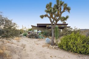 Jackalope Junction-pool, Hot Tub, Fire Pit, Bbq & Desert Views! 2 Bedr