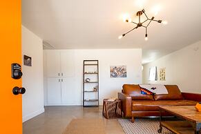The Rockhopper - Hot Tub, Fire Pit & Walk To Downtown Jt! 4 Bedroom Ho