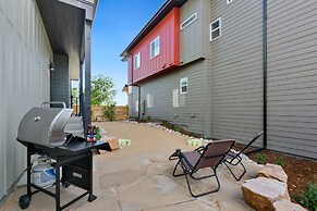 Coastal Chic Home near New Belgium & Old Town FC