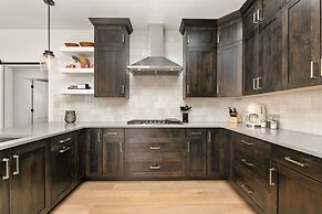 Coastal Chic Home near New Belgium & Old Town FC