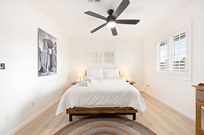 Roadrunner Inn - Pool, Hot Tub, Bbq And Fire Pit! 2 Bedroom Home by Re