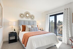 Chateau Evie James -high End Luxury Home W/pool,hot Tub,gameroom 5 Bed