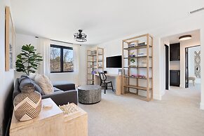 Chateau Evie James -high End Luxury Home W/pool,hot Tub,gameroom 5 Bed