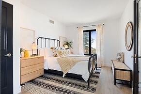 Chateau Evie James -high End Luxury Home W/pool,hot Tub,gameroom 5 Bed