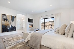 Chateau Evie James -high End Luxury Home W/pool,hot Tub,gameroom 5 Bed