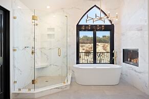 Chateau Evie James -high End Luxury Home W/pool,hot Tub,gameroom 5 Bed