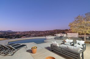 Chateau Evie James -high End Luxury Home W/pool,hot Tub,gameroom 5 Bed