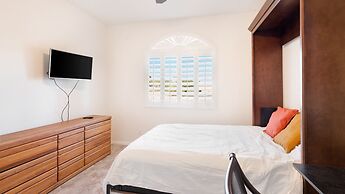 Hillside Desert House - Hot Tub, Fire Pit And Bbq! 3 Bedroom Home by R