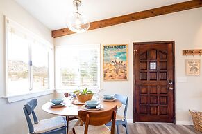 Sukha Life Retreat - Beautiful Views, Close To Jtnp W/hot Tub! 2 Bedro