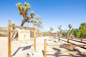 Sukha Life Retreat - Beautiful Views, Close To Jtnp W/hot Tub! 2 Bedro