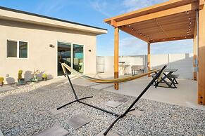 Sun Oro Joshua Tree - Hot Tub, Bbq, Fire Pit & Gameroom 2 Bedroom Home