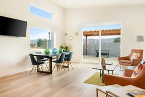 Sun Oro Joshua Tree - Hot Tub, Bbq, Fire Pit & Gameroom 2 Bedroom Home