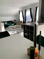 Spacious 3 Bed Apartment Cluj Floresti Near Vivo