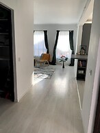 Spacious 3 Bed Apartment Cluj Floresti Near Vivo