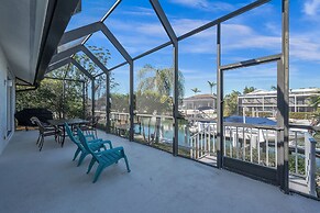 Lighthouse 1124 3 Bedroom Home by RedAwning