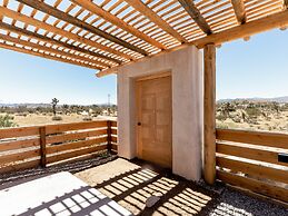 The Mesa House - Views And A Cowboy Soaking Tub! 2 Bedroom Home by Red