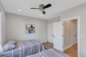 University City - Philadelphia 6 Bedroom Home by RedAwning