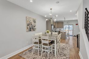 University City - Philadelphia 6 Bedroom Home by RedAwning